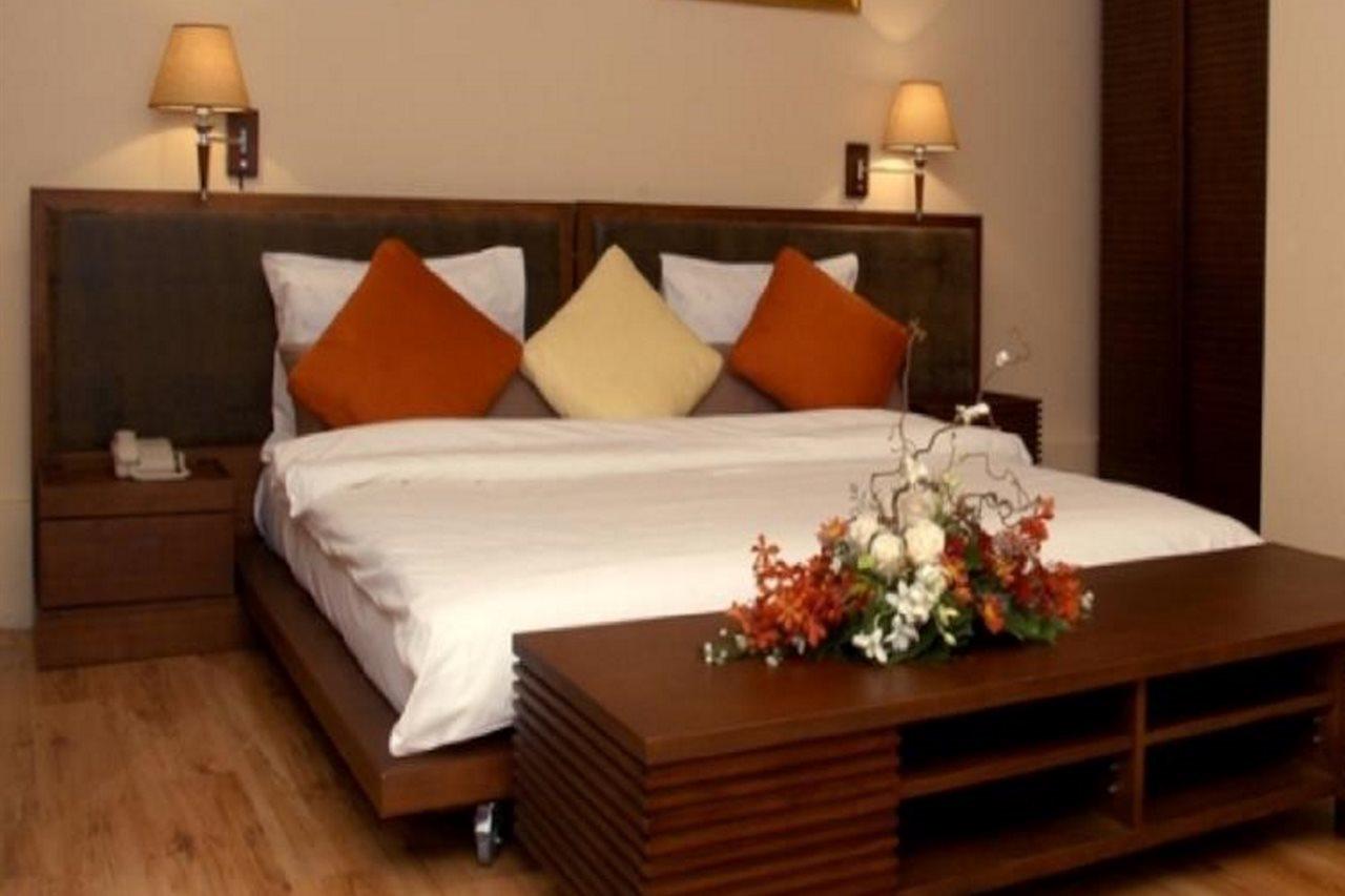 Le Jazz Hotel Kuwait City Exterior photo